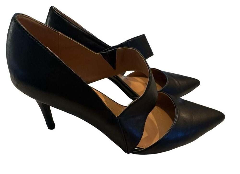Calvin Klein Black Leather Pointed-Toe Pump with Cutout Strap, Size 8M